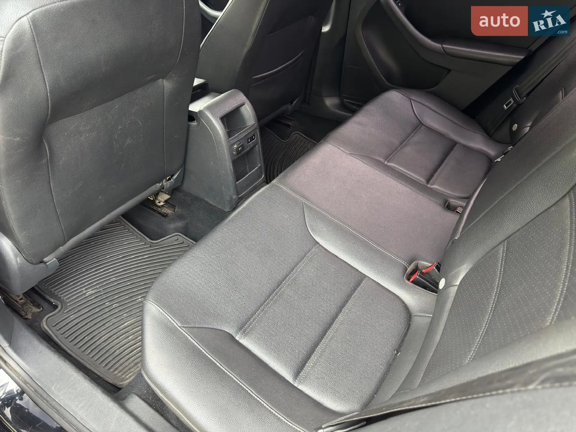 2012 Volkswagen Jetta - мініатюра 36