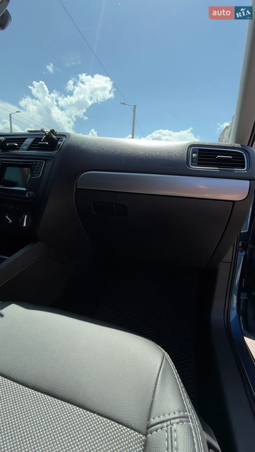 2017 Volkswagen Jetta - мініатюра 27
