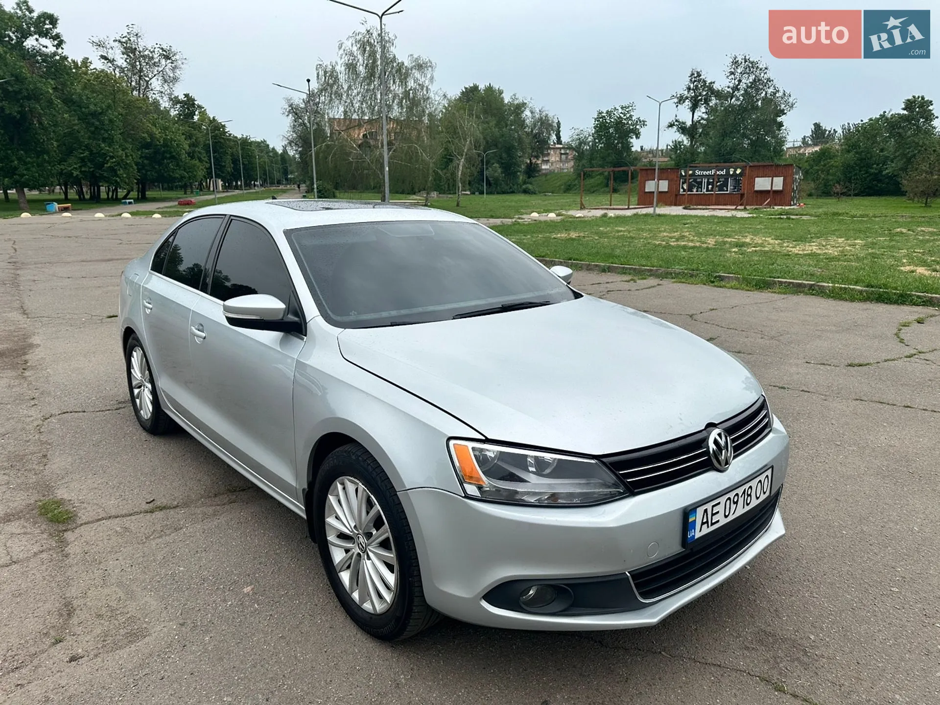 2011 Volkswagen Jetta - мініатюра 3