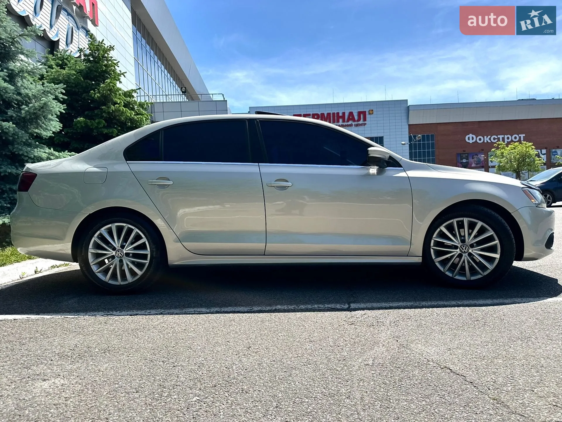2010 Volkswagen Jetta - мініатюра 4