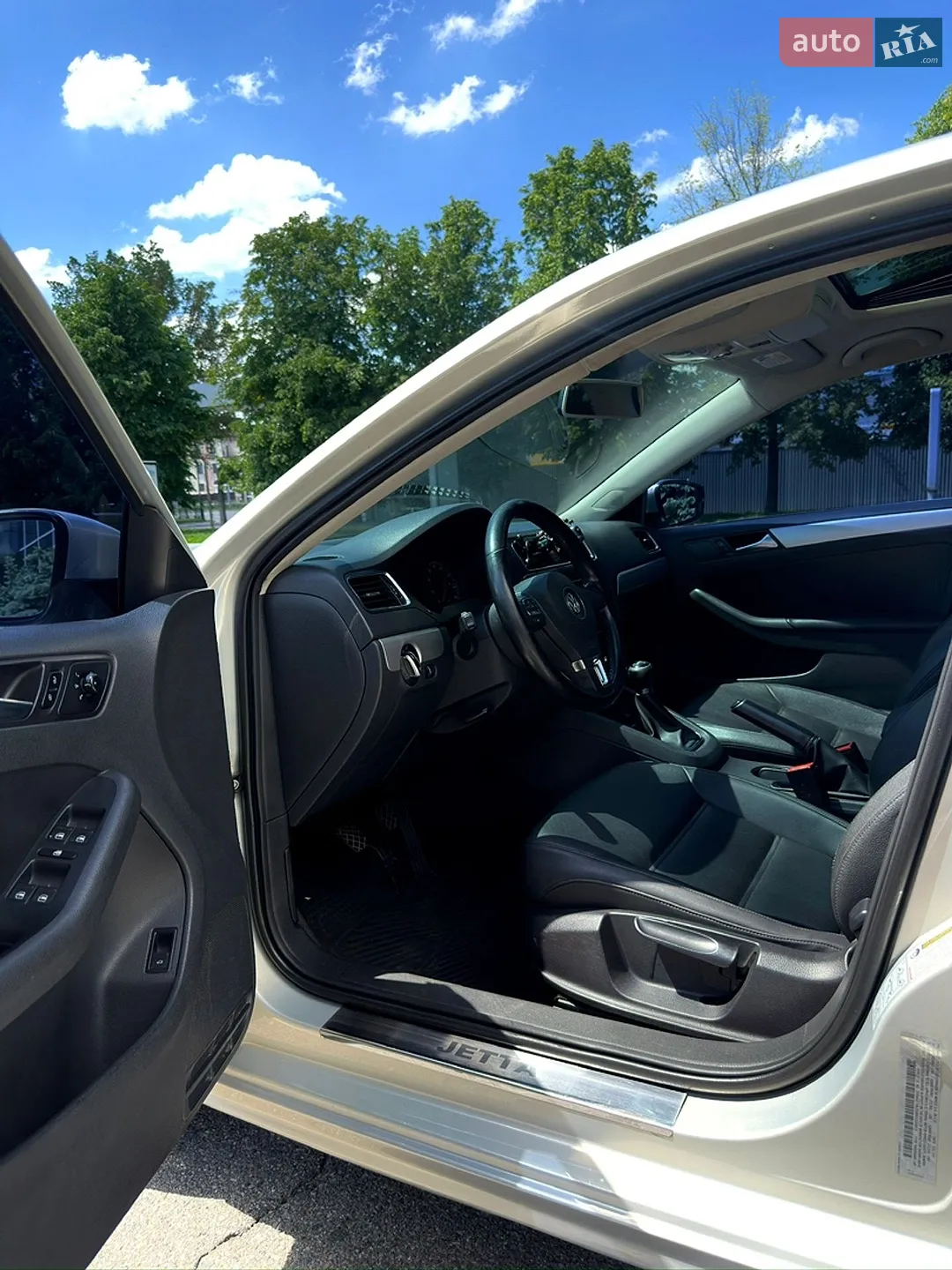 2010 Volkswagen Jetta - мініатюра 19