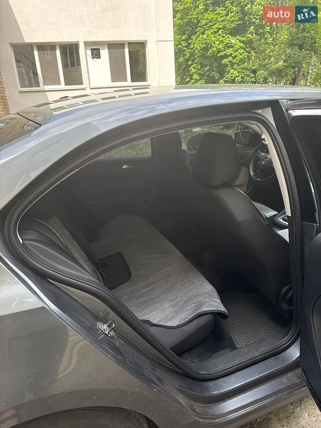 2012 Volkswagen Jetta - мініатюра 11