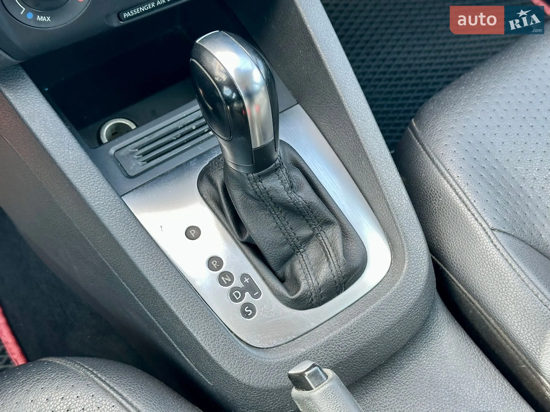 2014 Volkswagen Jetta - мініатюра 31