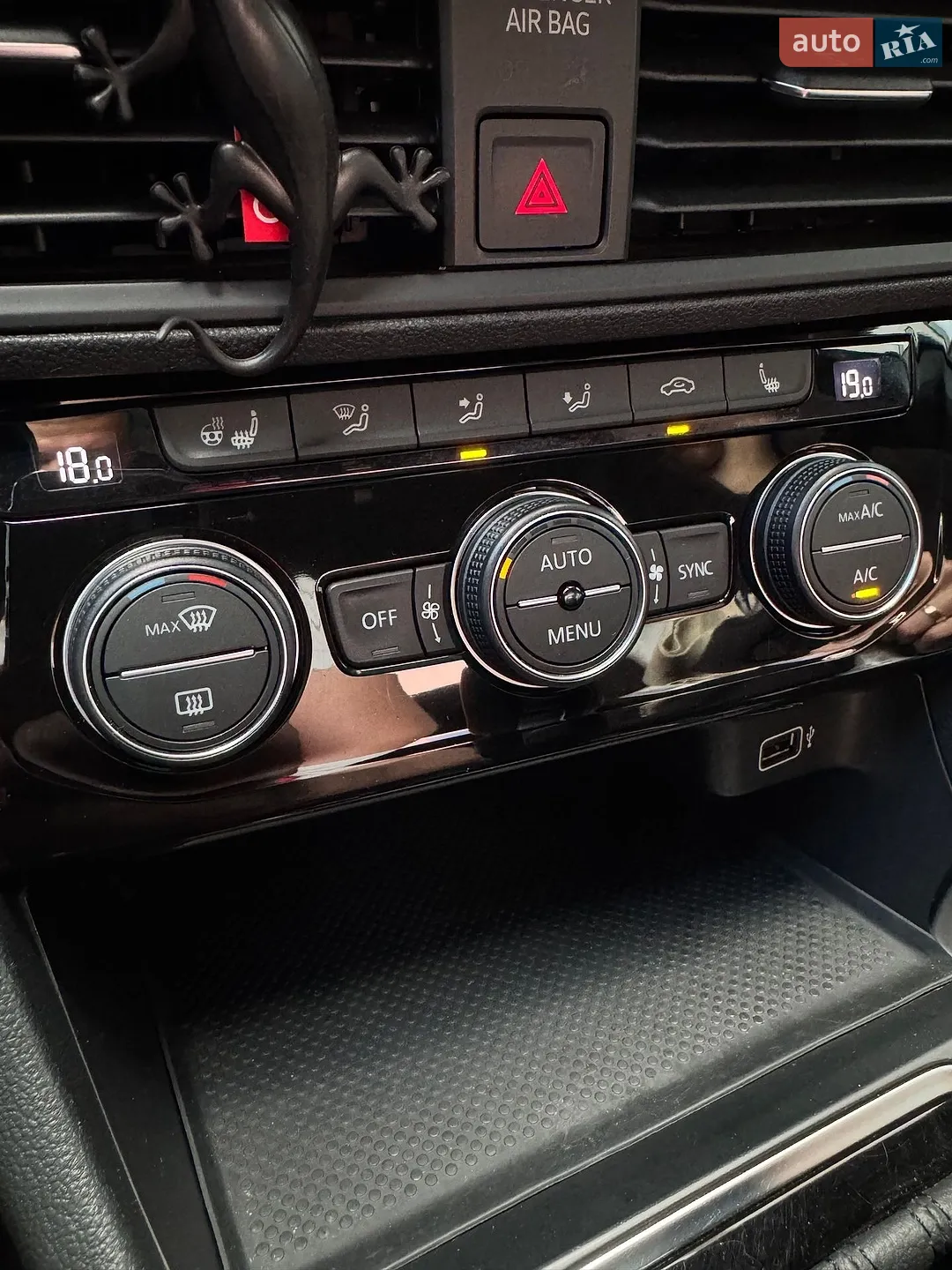 2019 Volkswagen Jetta - мініатюра 48