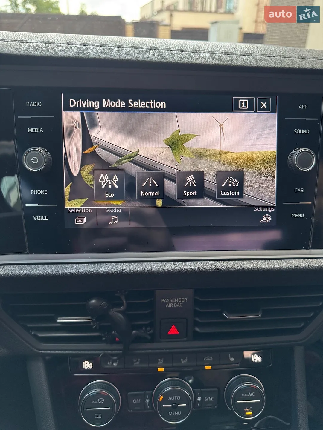 2019 Volkswagen Jetta - мініатюра 53