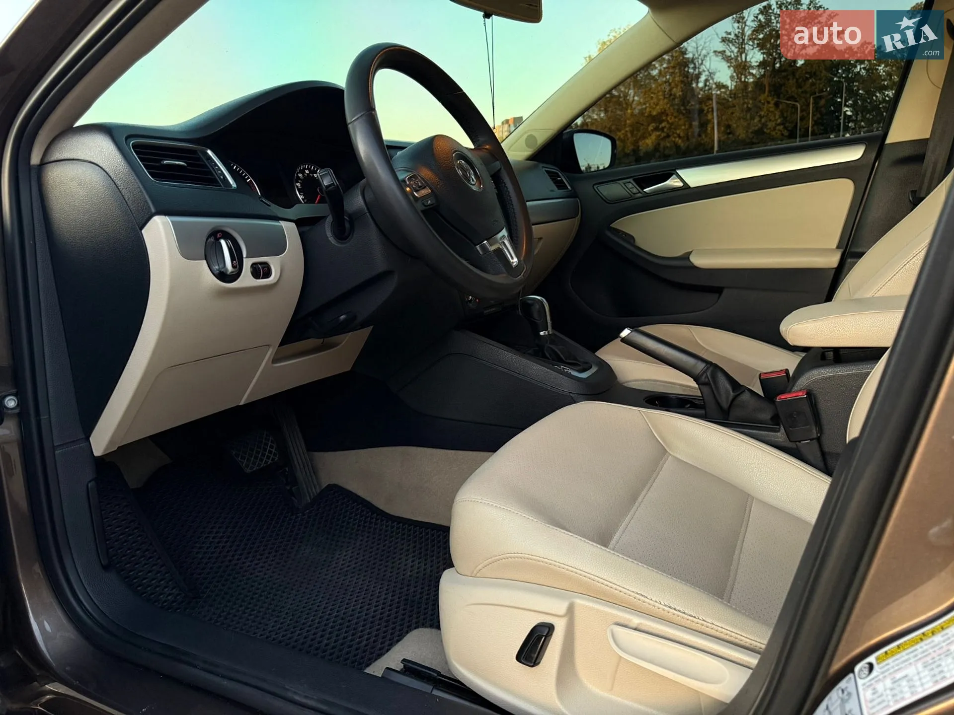 2013 Volkswagen Jetta - мініатюра 16