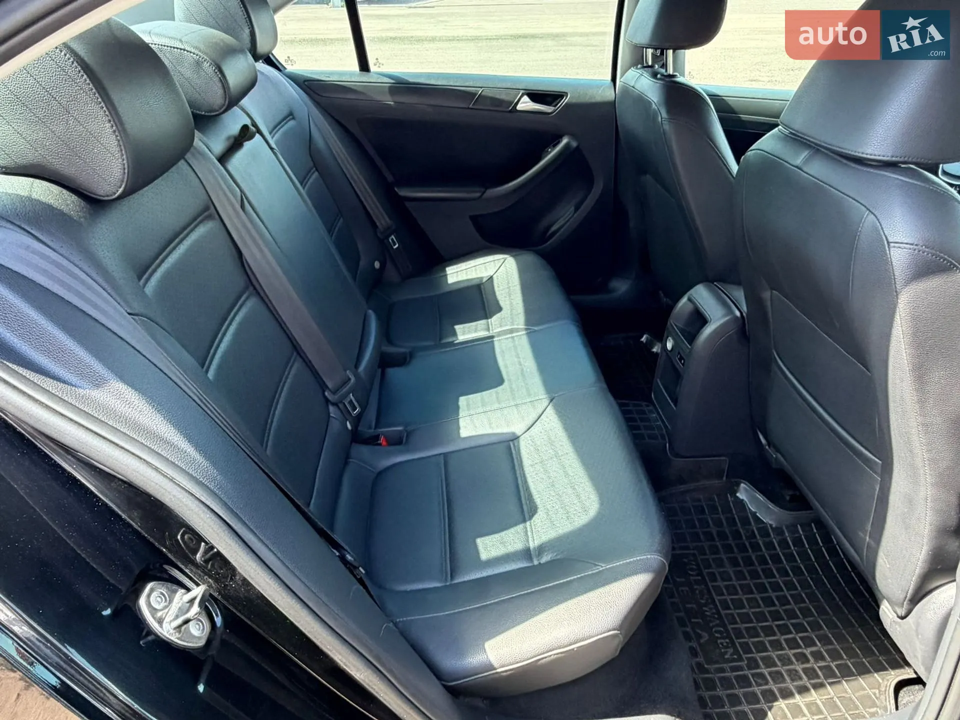 2013 Volkswagen Jetta - мініатюра 39