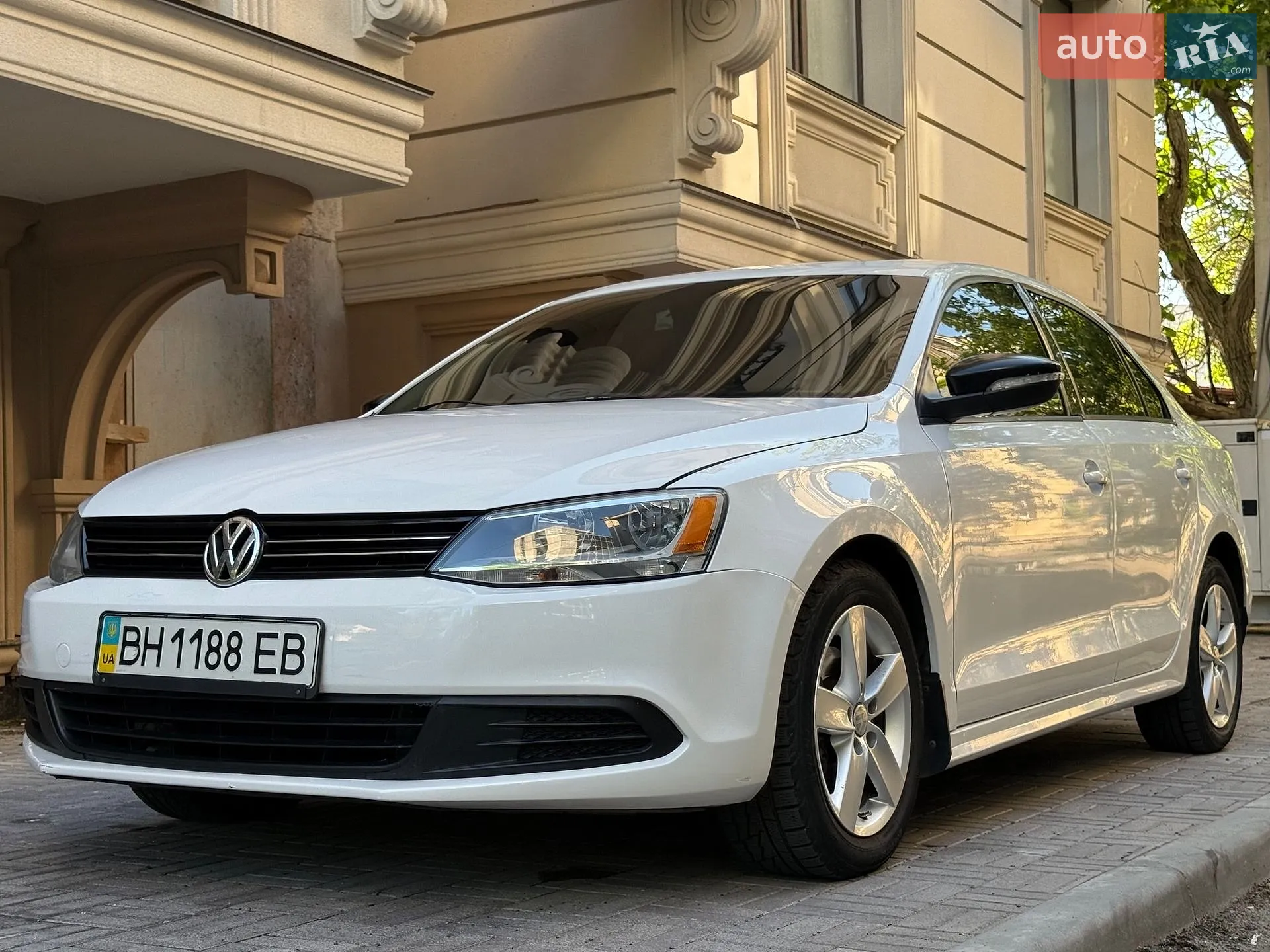 2012 Volkswagen Jetta - фото 1