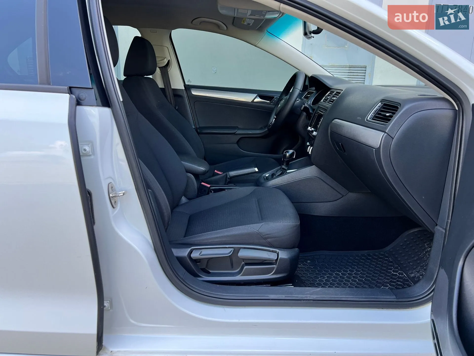 2015 Volkswagen Jetta - мініатюра 50
