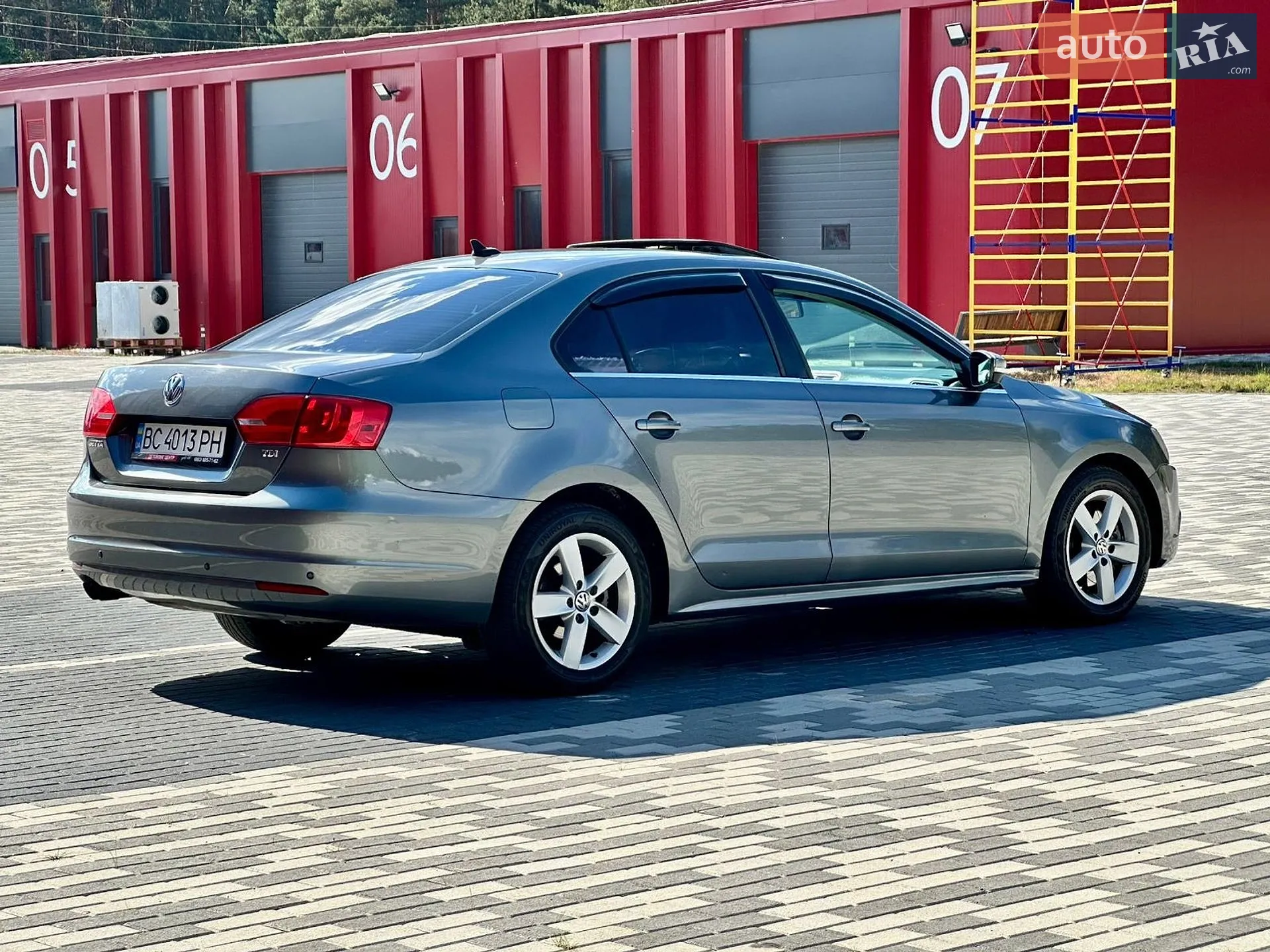 2012 Volkswagen Jetta - мініатюра 12