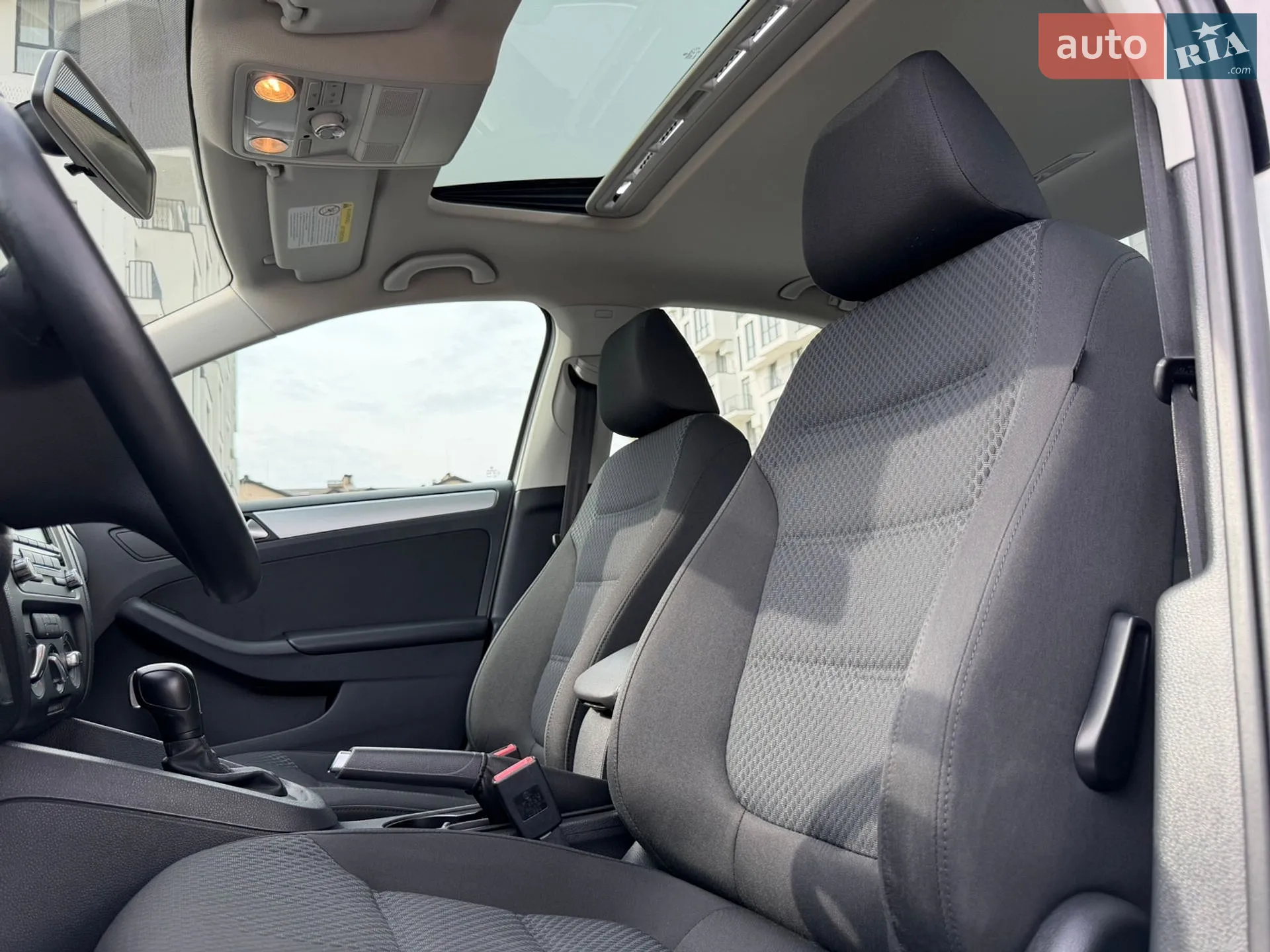 2013 Volkswagen Jetta - мініатюра 29