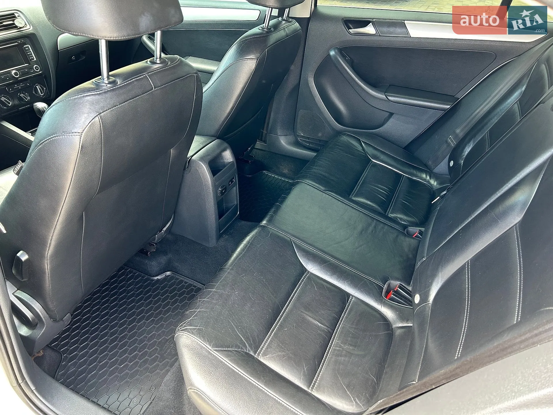 2011 Volkswagen Jetta - мініатюра 16