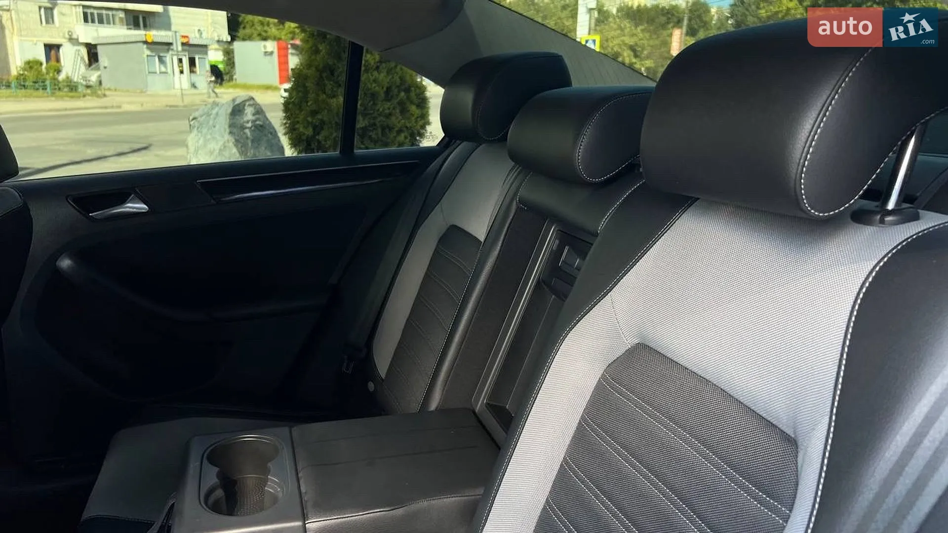 2016 Volkswagen Jetta - мініатюра 27