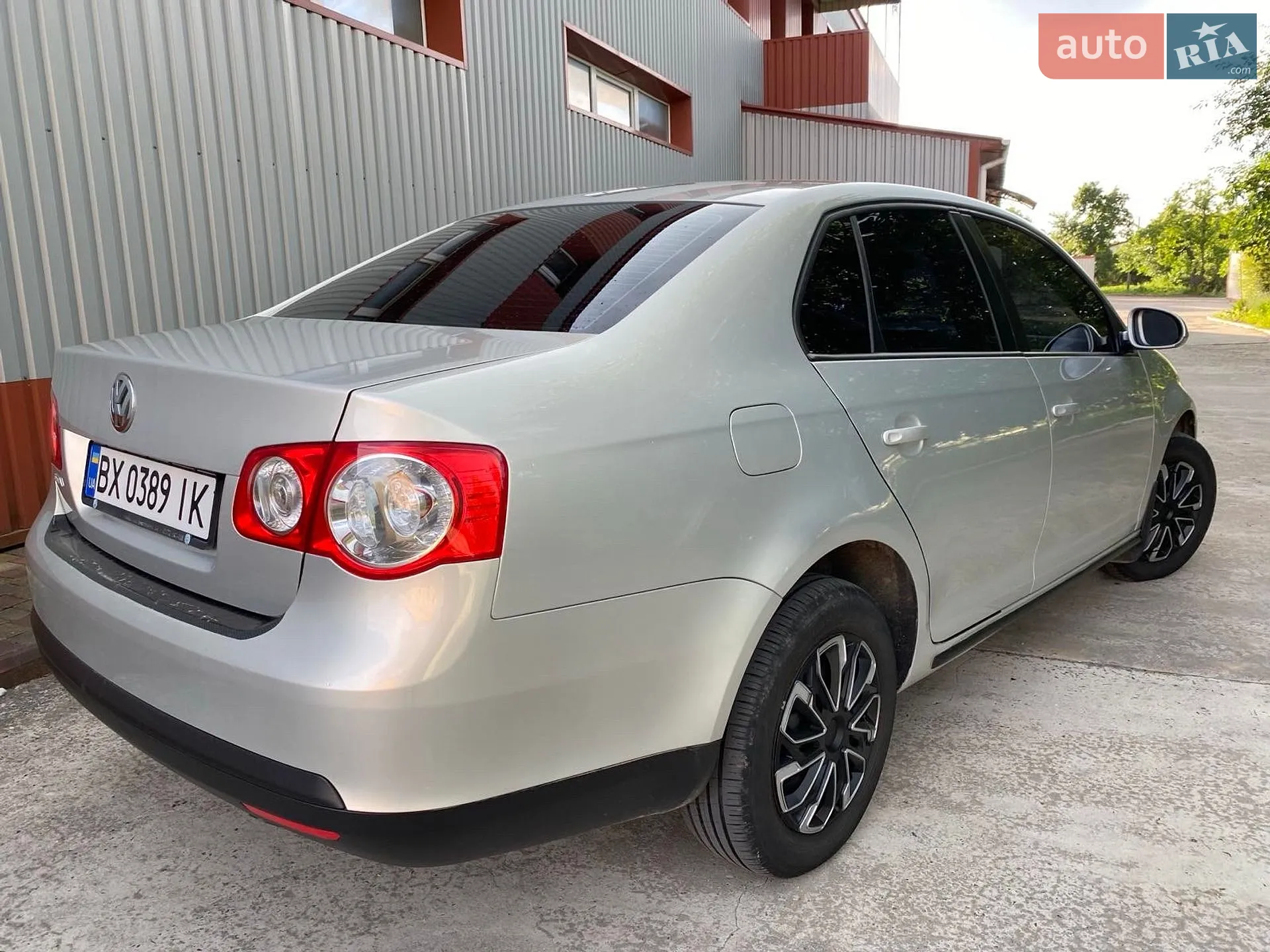 2010 Volkswagen Jetta - мініатюра 12