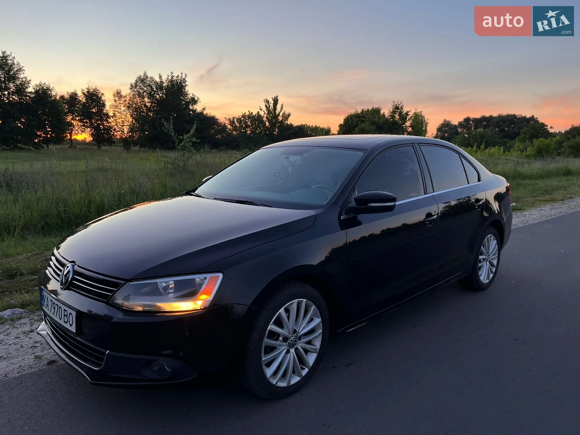 2011 Volkswagen Jetta - фото 1