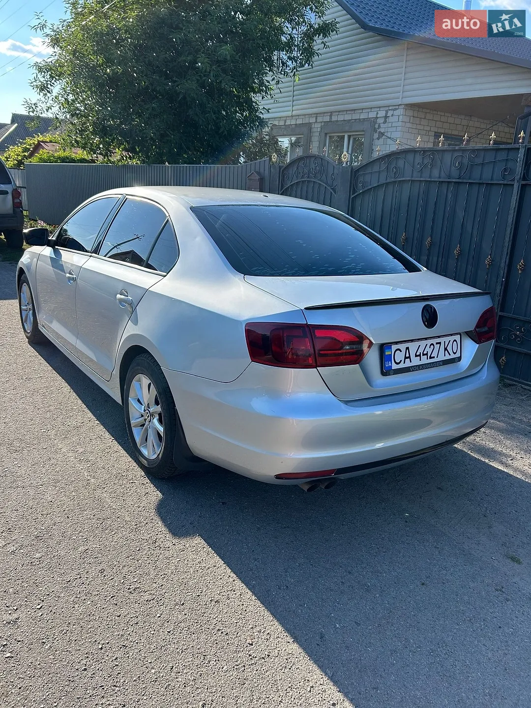 2010 Volkswagen Jetta - мініатюра 4