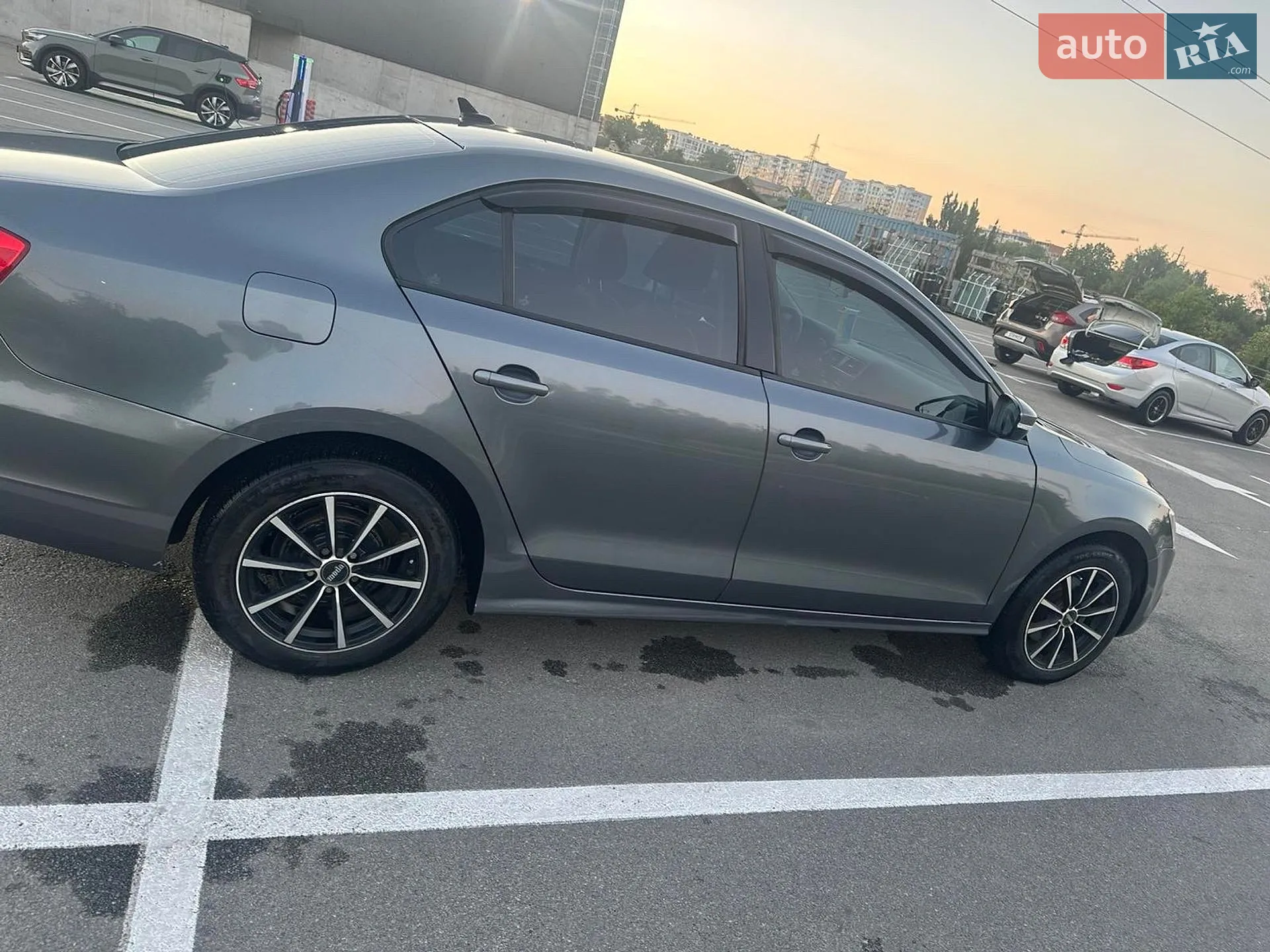 2011 Volkswagen Jetta - мініатюра 4