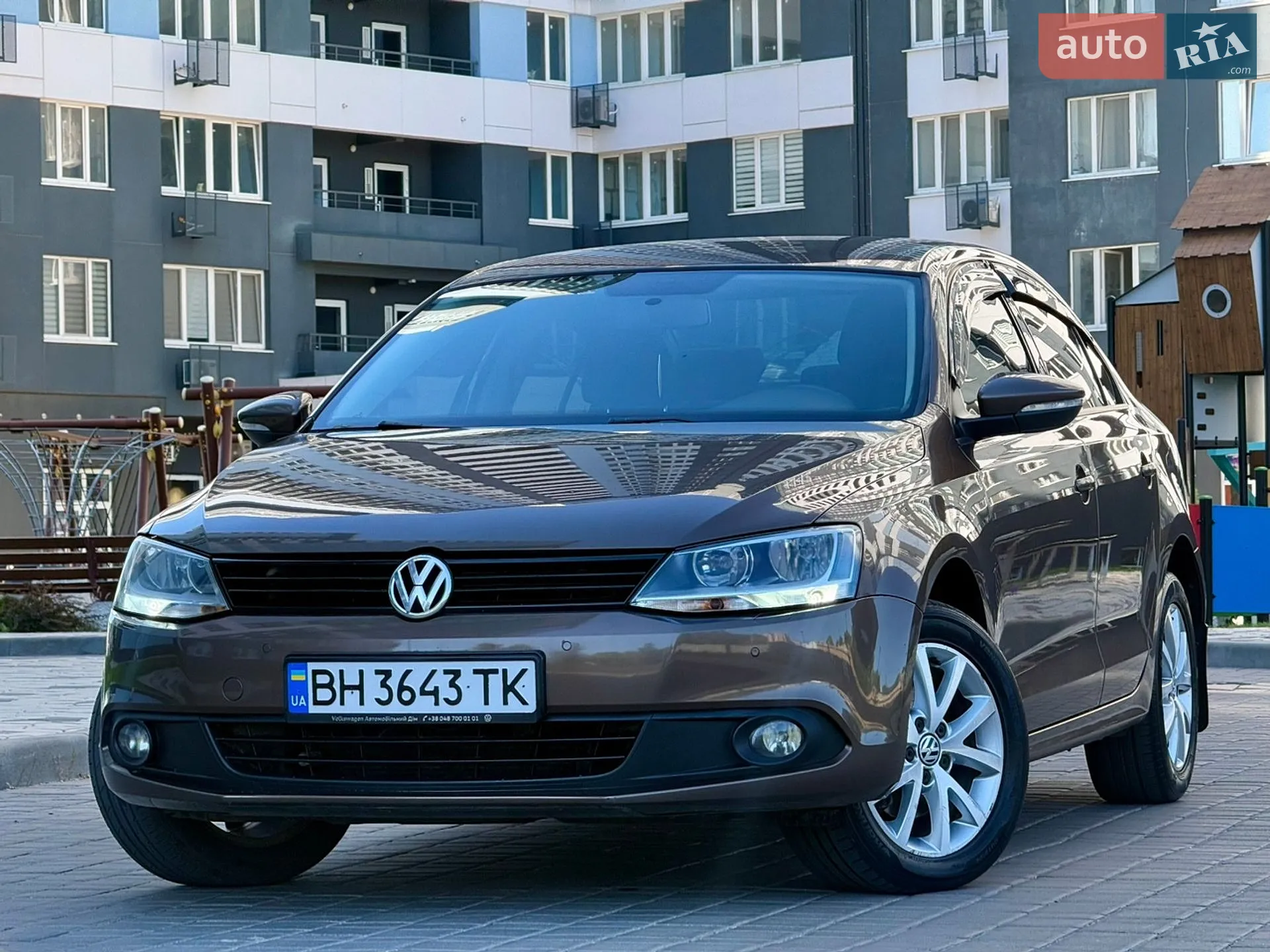 2011 Volkswagen Jetta - фото 1