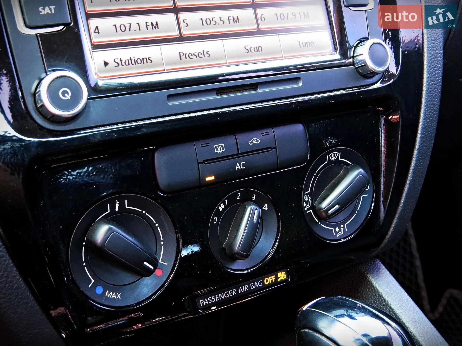2010 Volkswagen Jetta - мініатюра 11