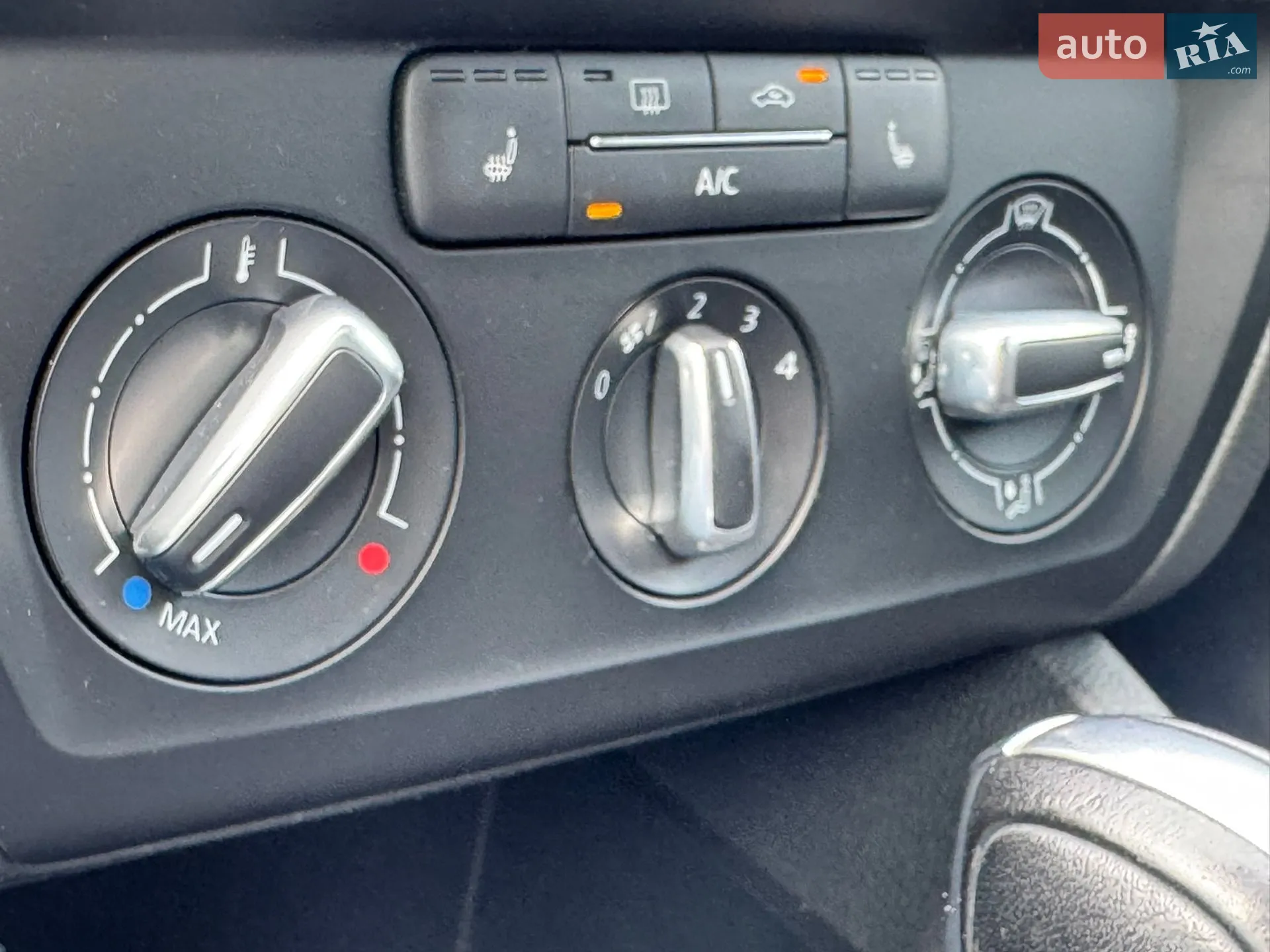 2014 Volkswagen Jetta - мініатюра 25