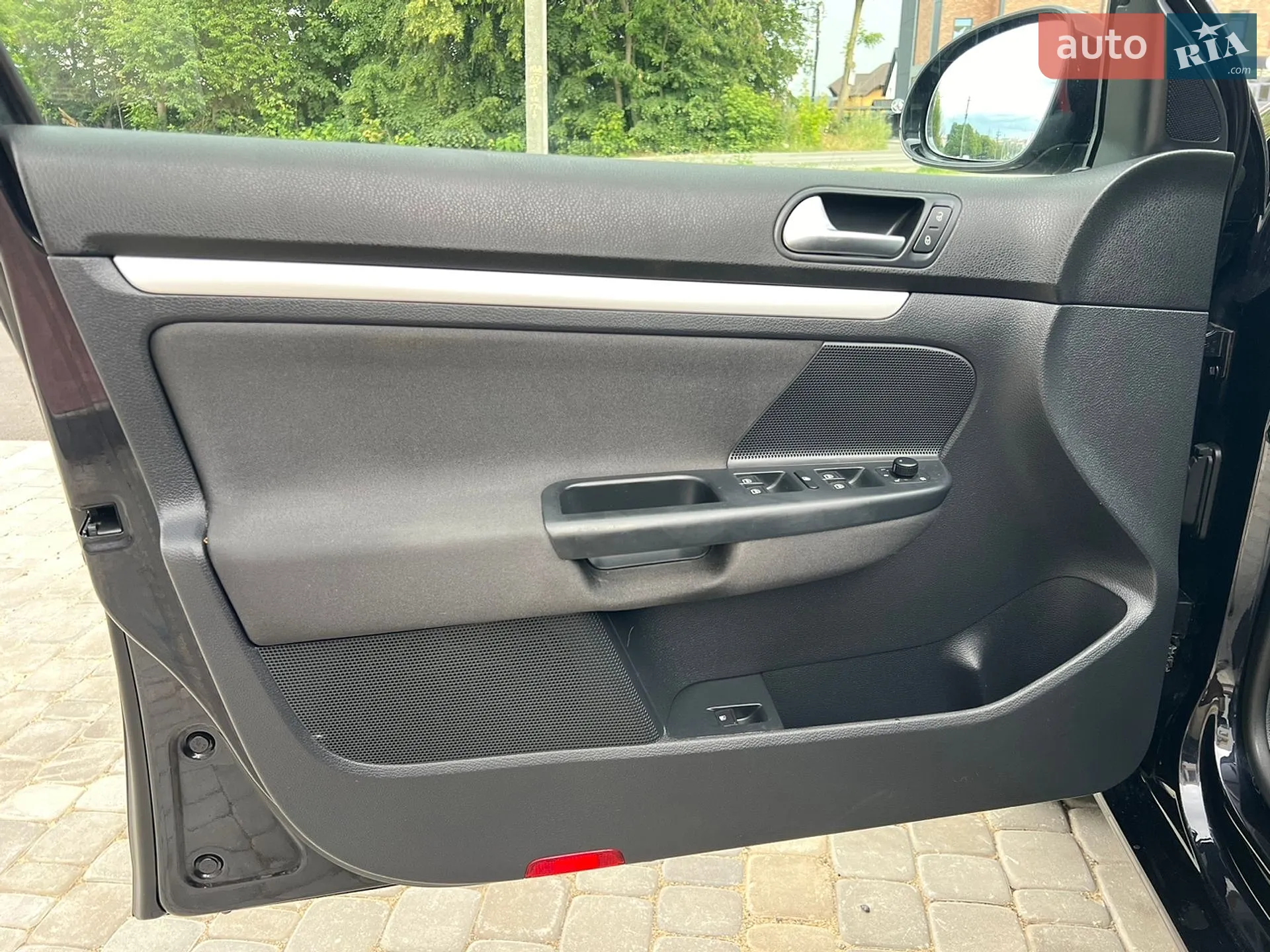 2010 Volkswagen Jetta - мініатюра 20