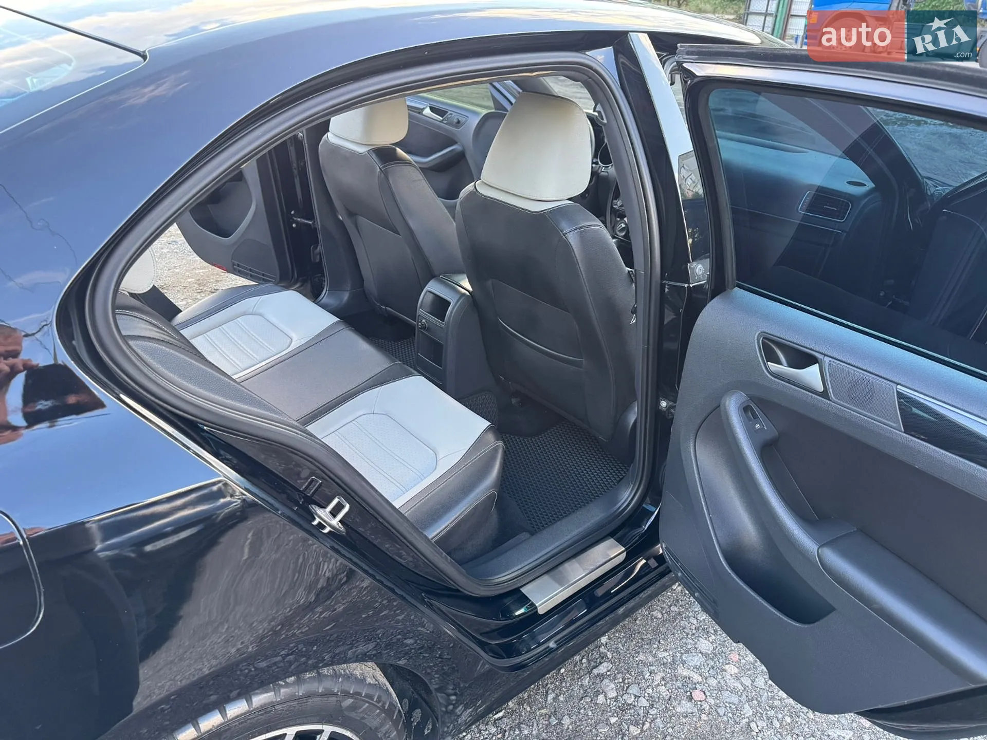 2015 Volkswagen Jetta - мініатюра 32