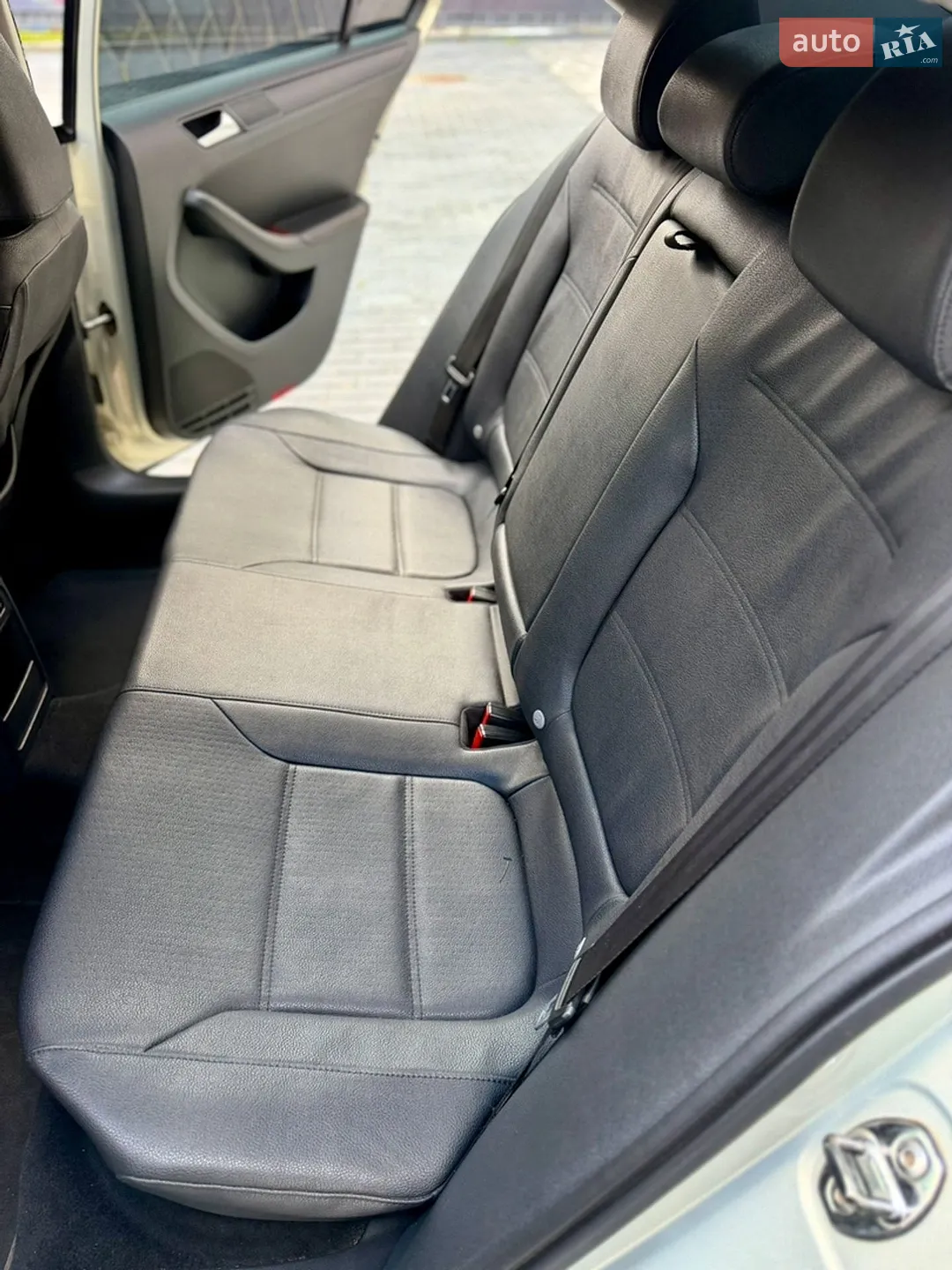 2011 Volkswagen Jetta - мініатюра 15