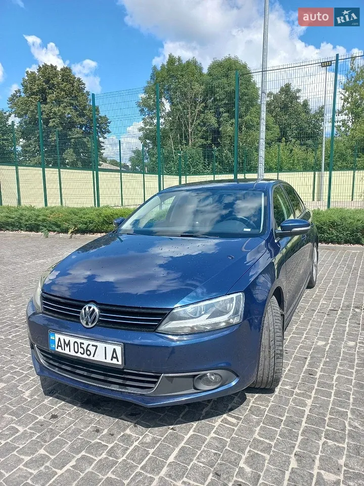 2011 Volkswagen Jetta - мініатюра 28