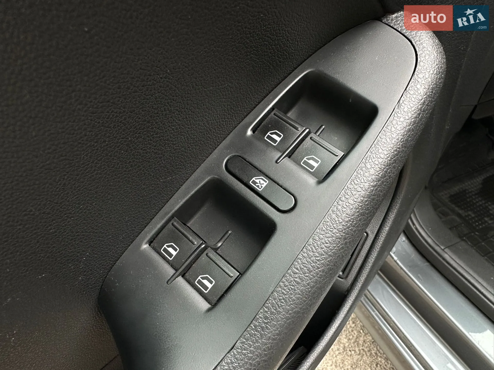 2011 Volkswagen Jetta - мініатюра 10