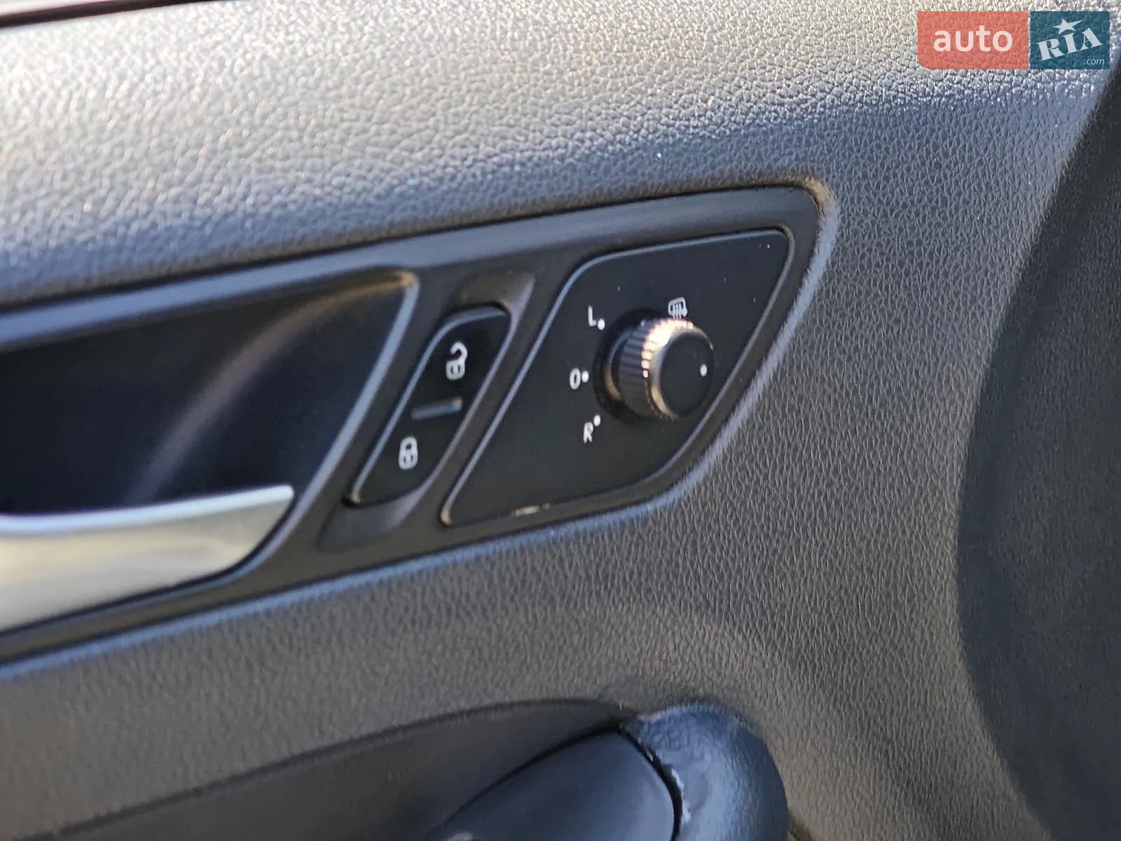 2012 Volkswagen Jetta - мініатюра 22