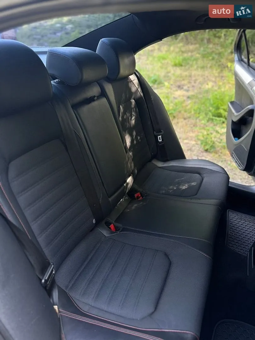 2012 Volkswagen Jetta - мініатюра 24