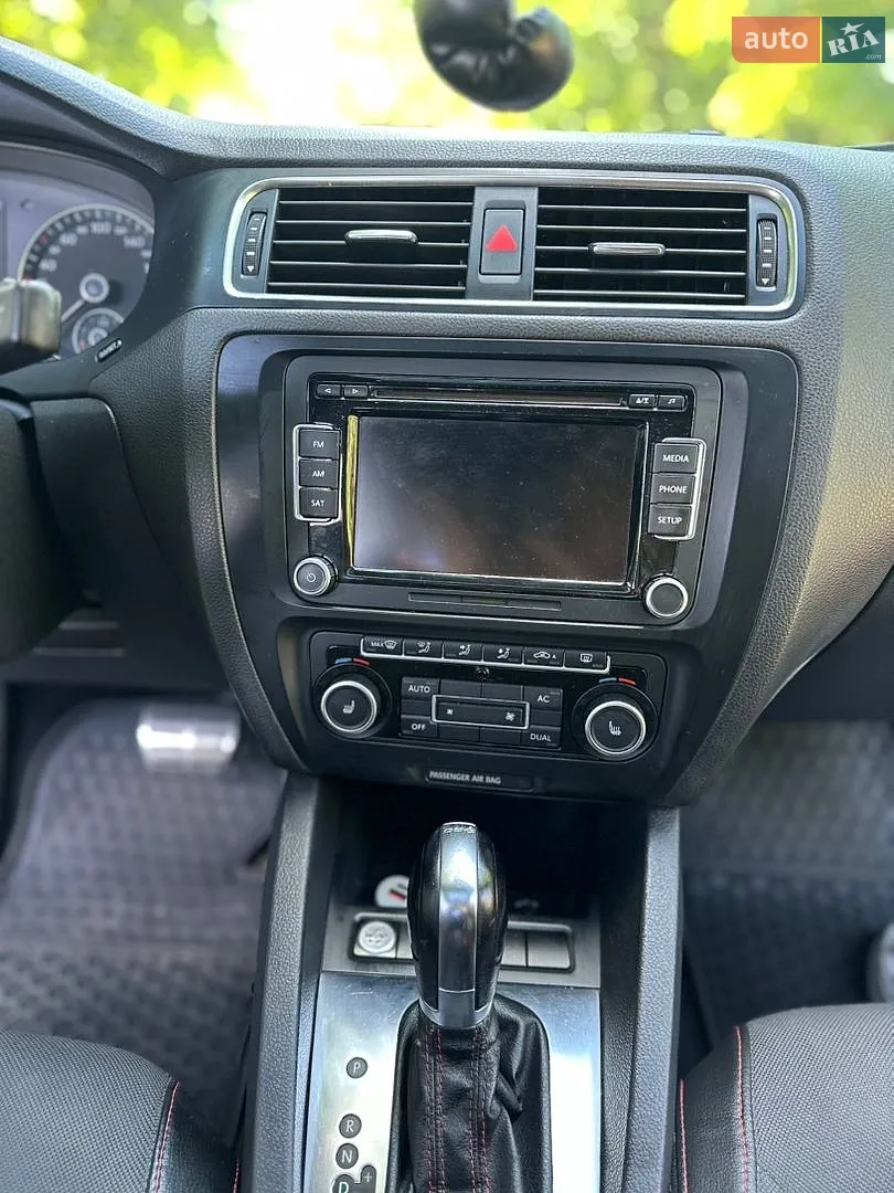 2012 Volkswagen Jetta - мініатюра 27