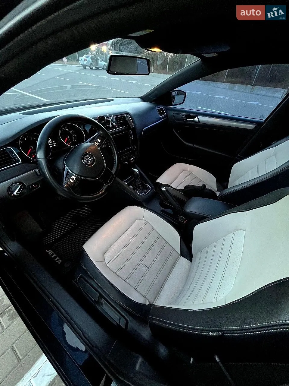 2016 Volkswagen Jetta - мініатюра 2