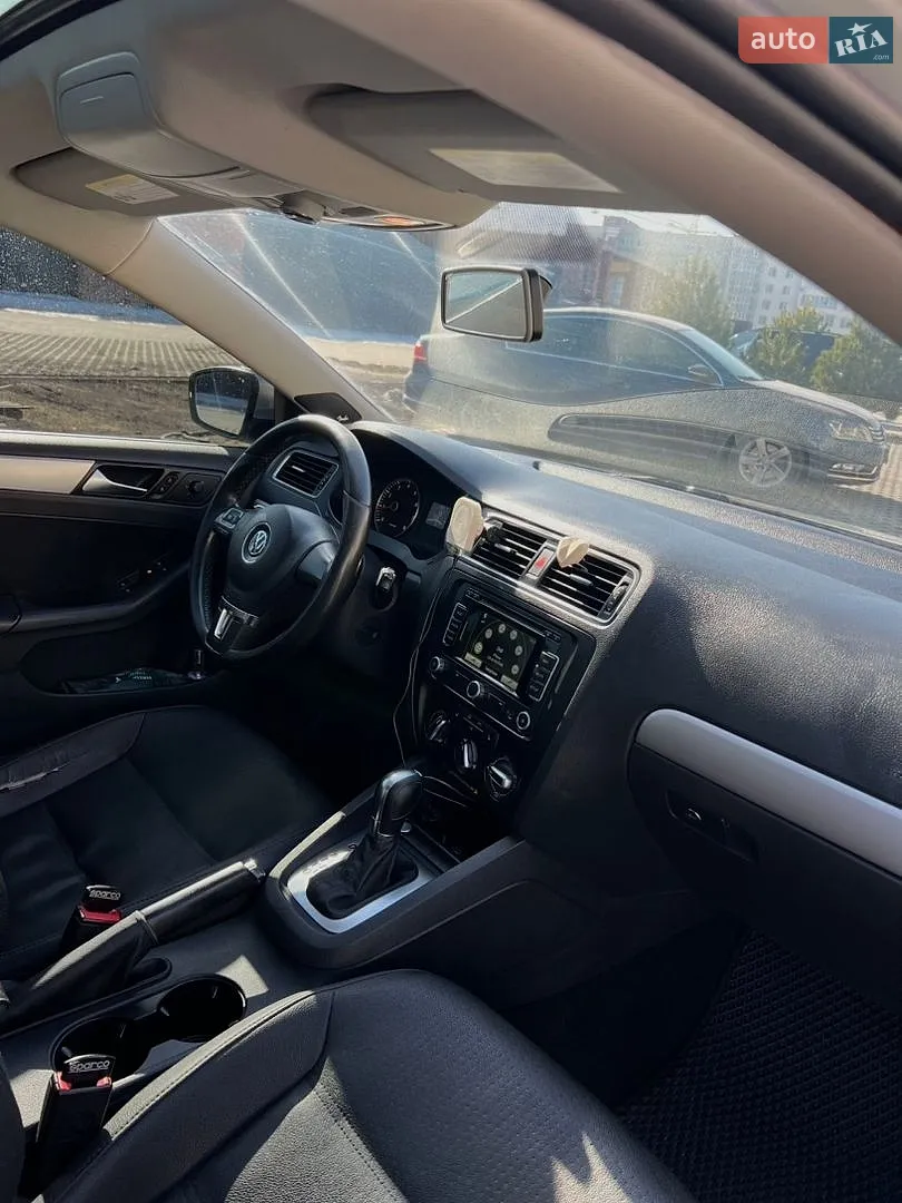 2011 Volkswagen Jetta - мініатюра 28