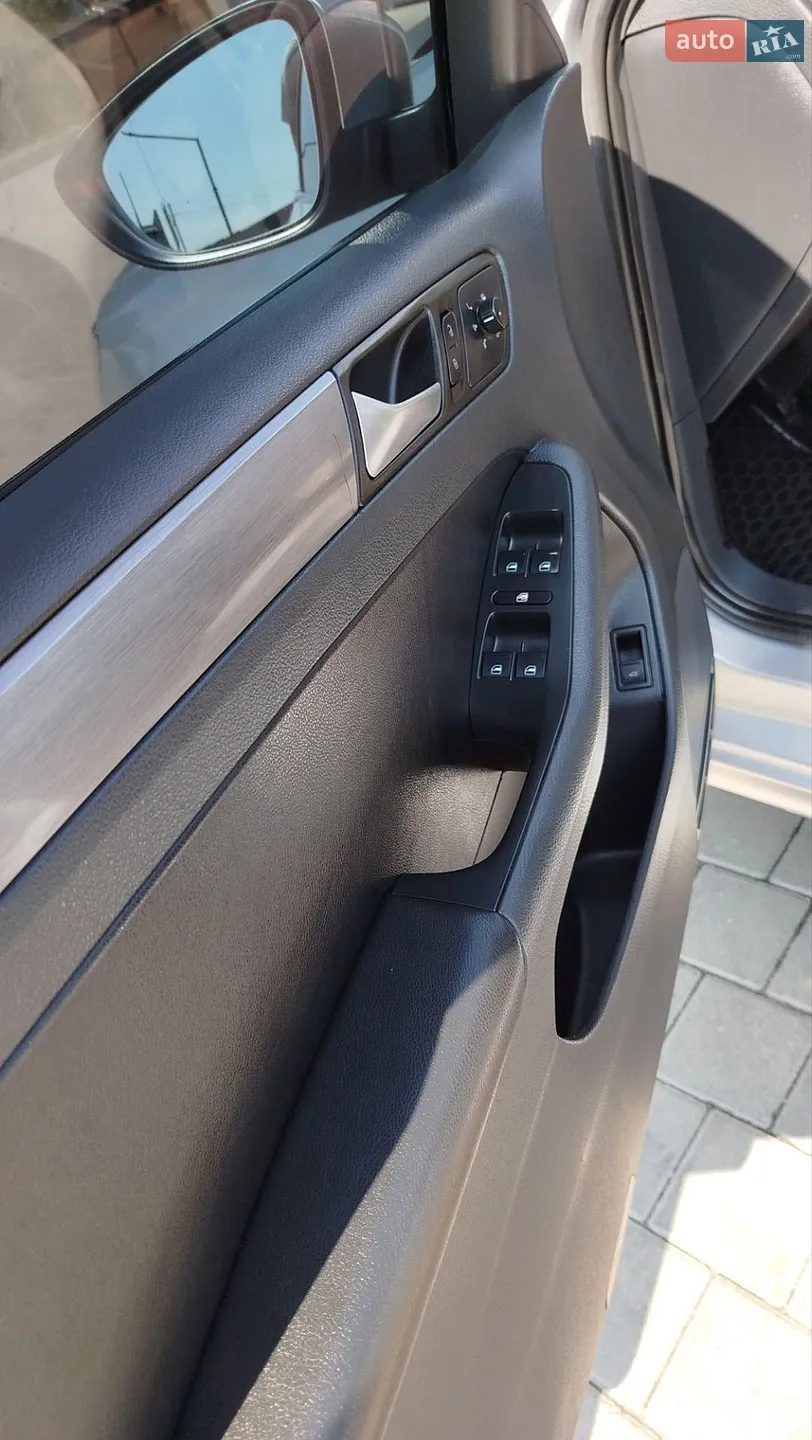 2013 Volkswagen Jetta - мініатюра 44
