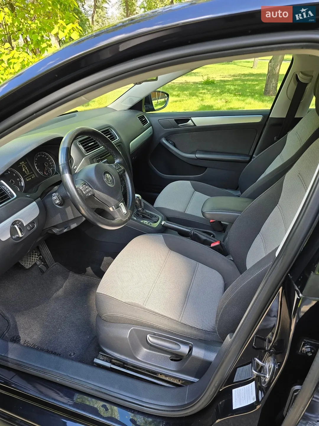 2013 Volkswagen Jetta - мініатюра 24