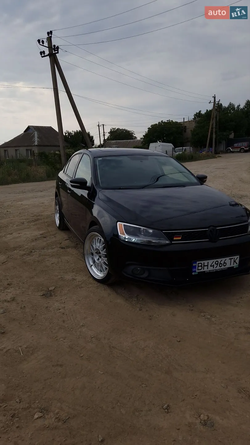 2010 Volkswagen Jetta - мініатюра 3