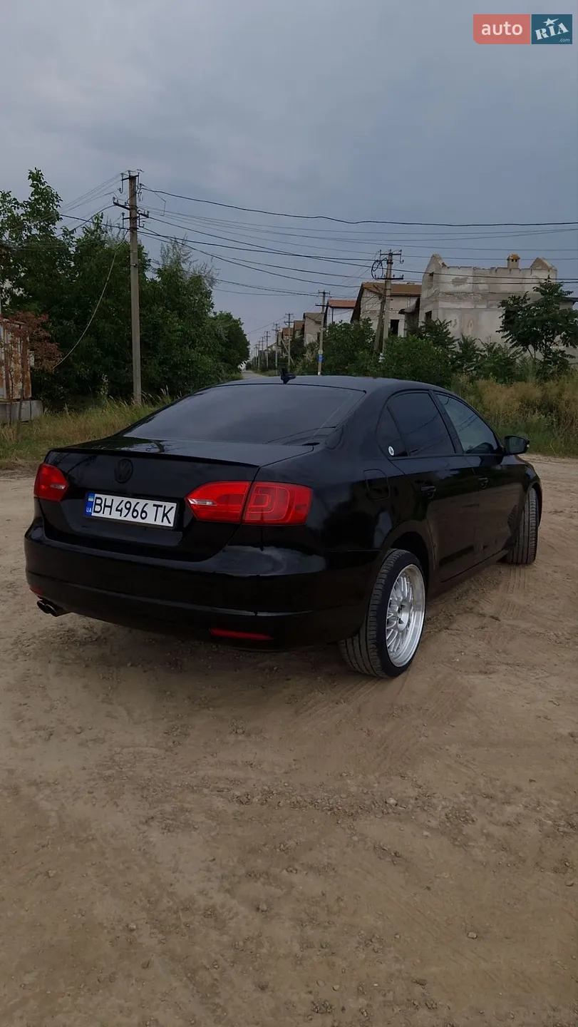 2010 Volkswagen Jetta - мініатюра 12