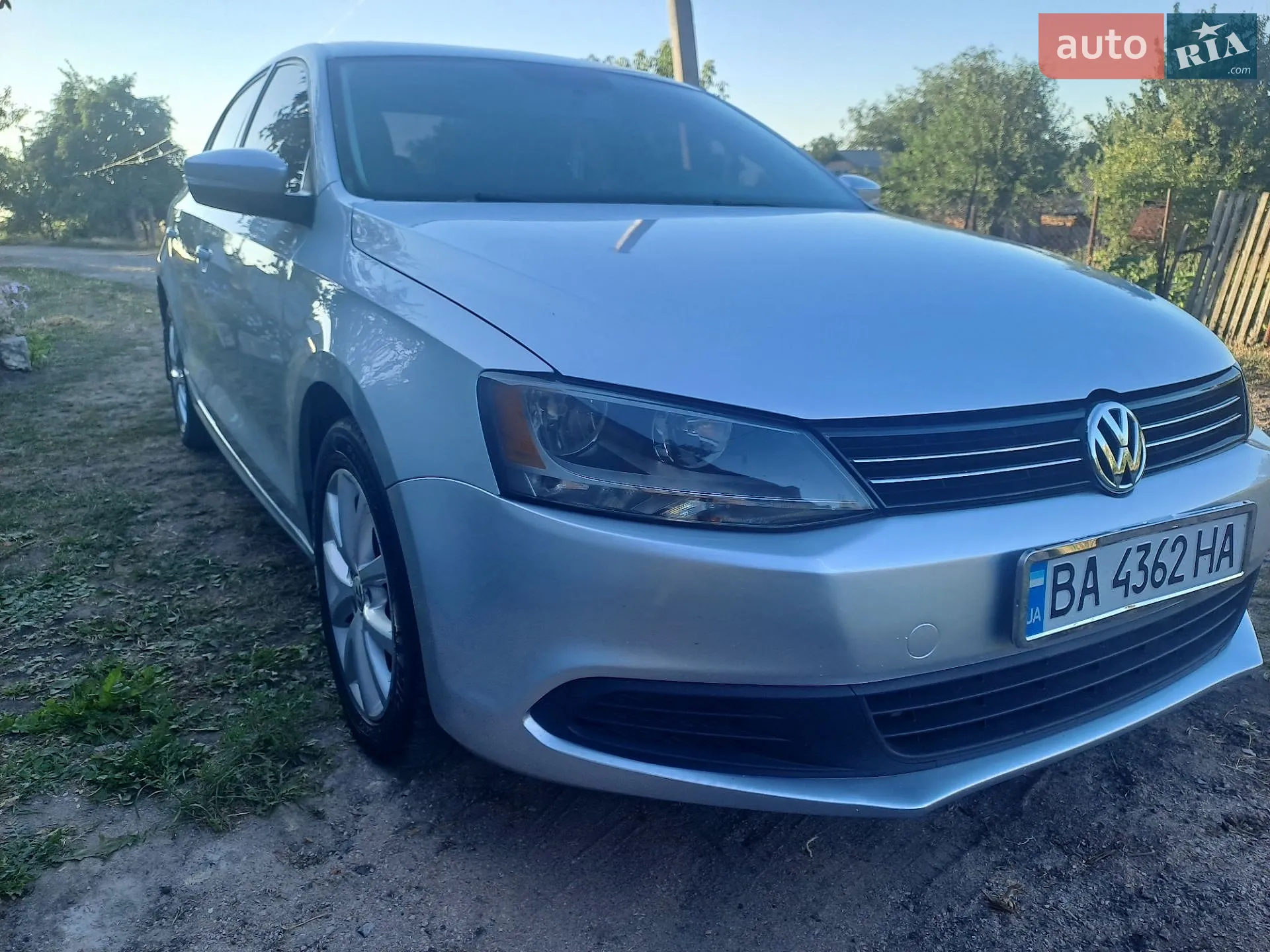 2010 Volkswagen Jetta - мініатюра 2