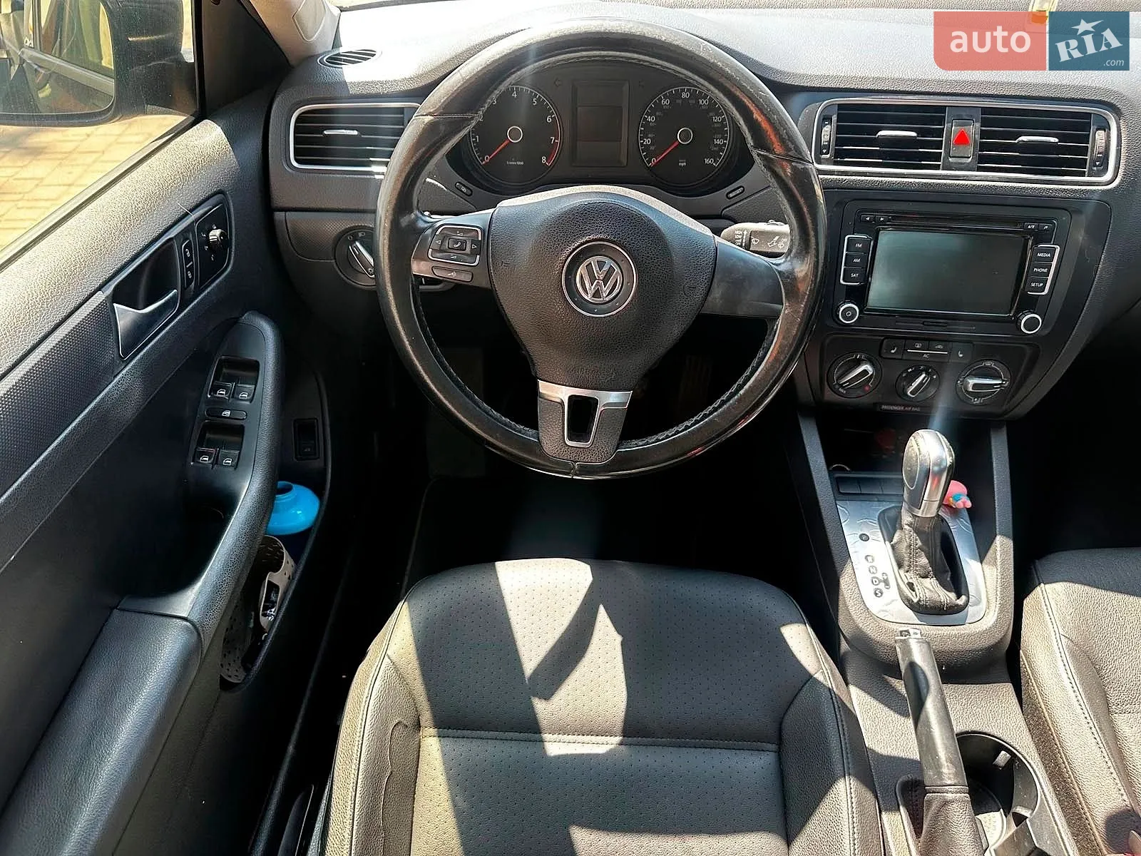 2010 Volkswagen Jetta - мініатюра 23