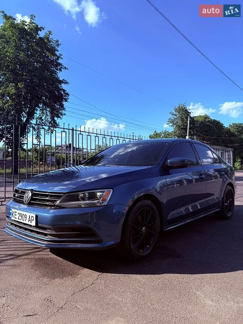 2015 Volkswagen Jetta - фото 1