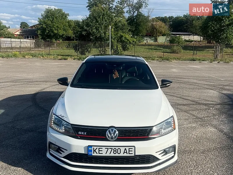 Volkswagen Jetta
