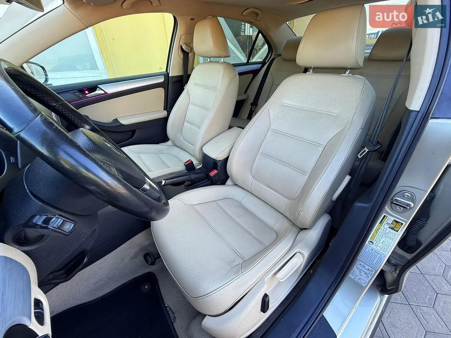 2012 Volkswagen Jetta - мініатюра 28
