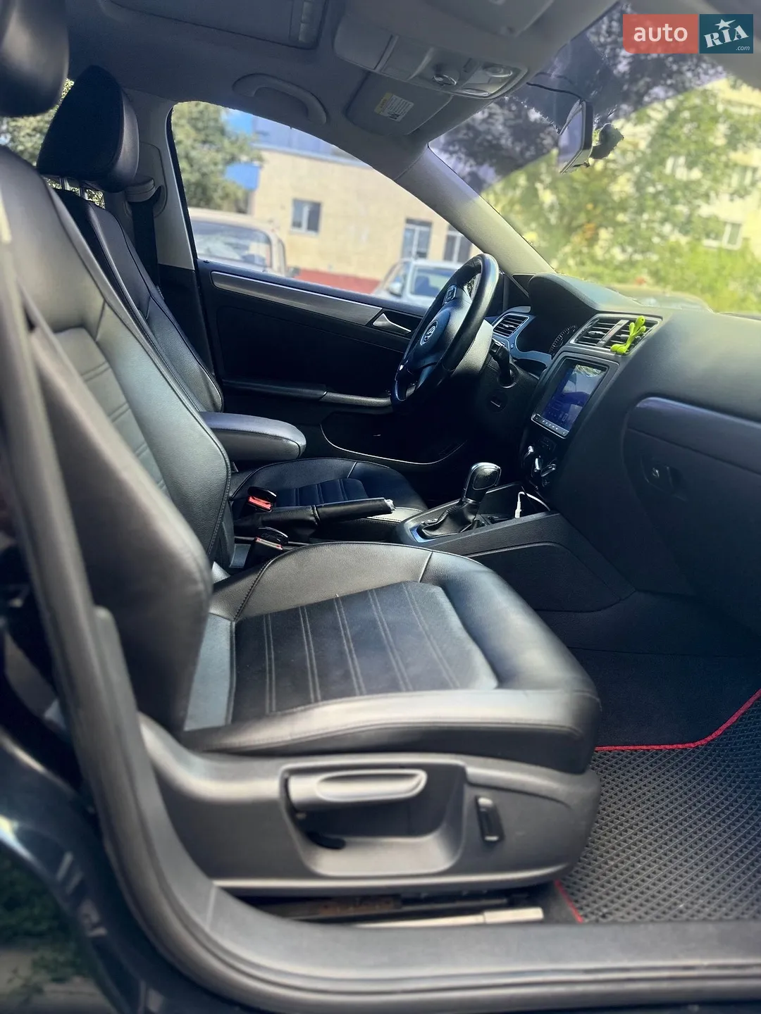 2012 Volkswagen Jetta - мініатюра 20