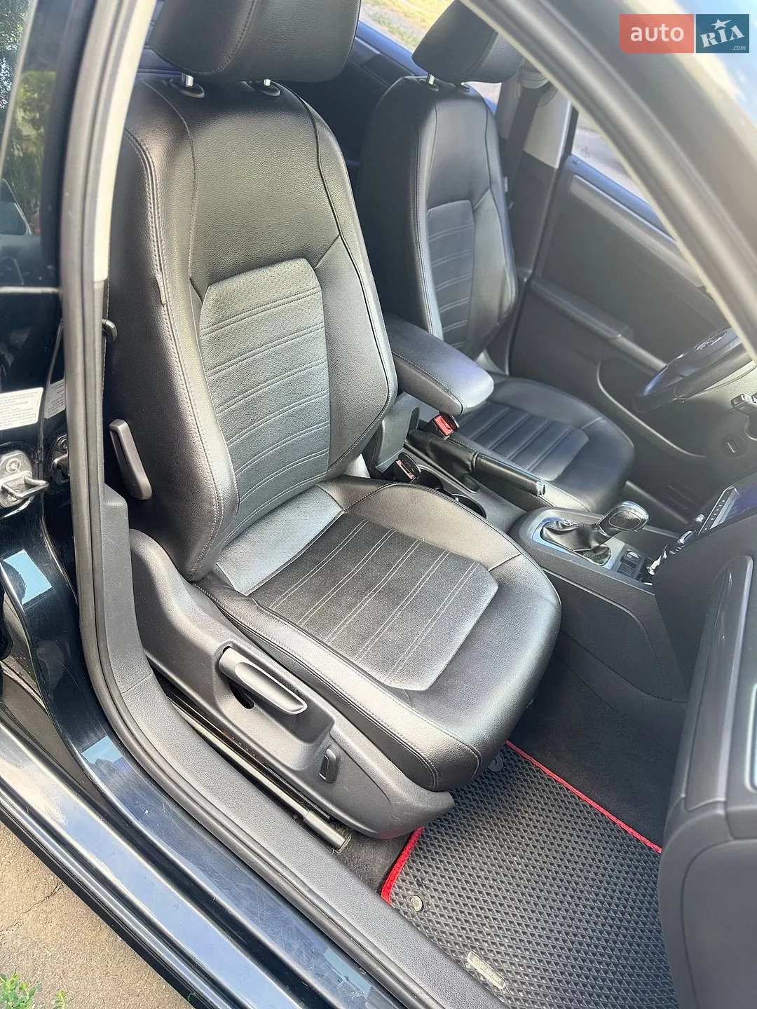 2012 Volkswagen Jetta - мініатюра 16
