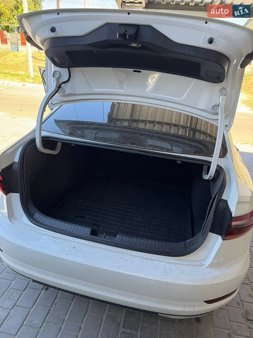 2019 Volkswagen Jetta - мініатюра 13