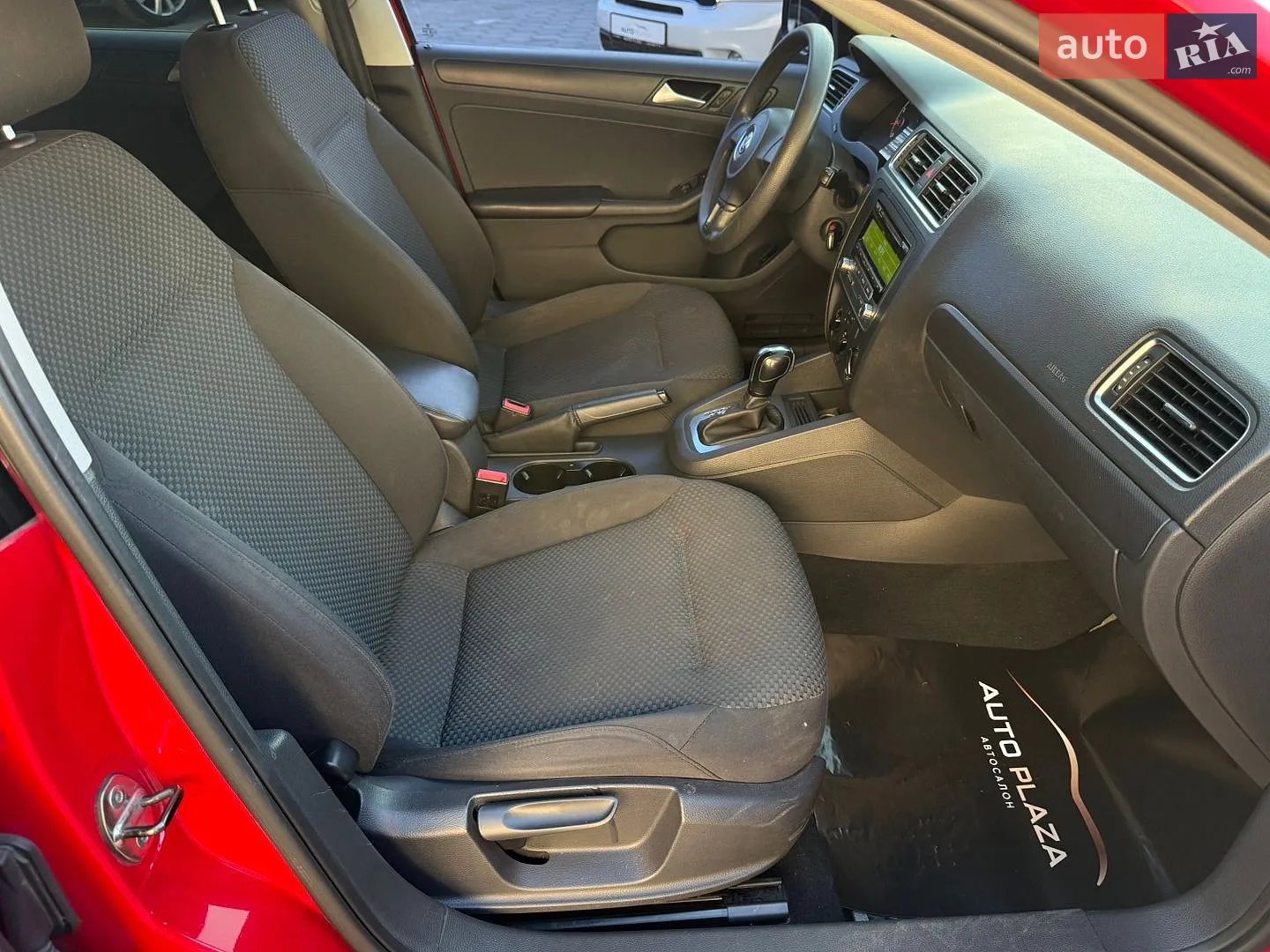 2013 Volkswagen Jetta - мініатюра 25