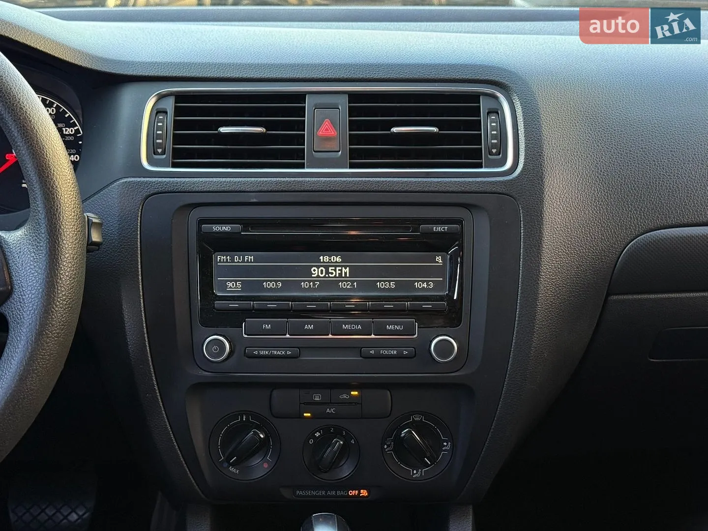 2013 Volkswagen Jetta - мініатюра 30