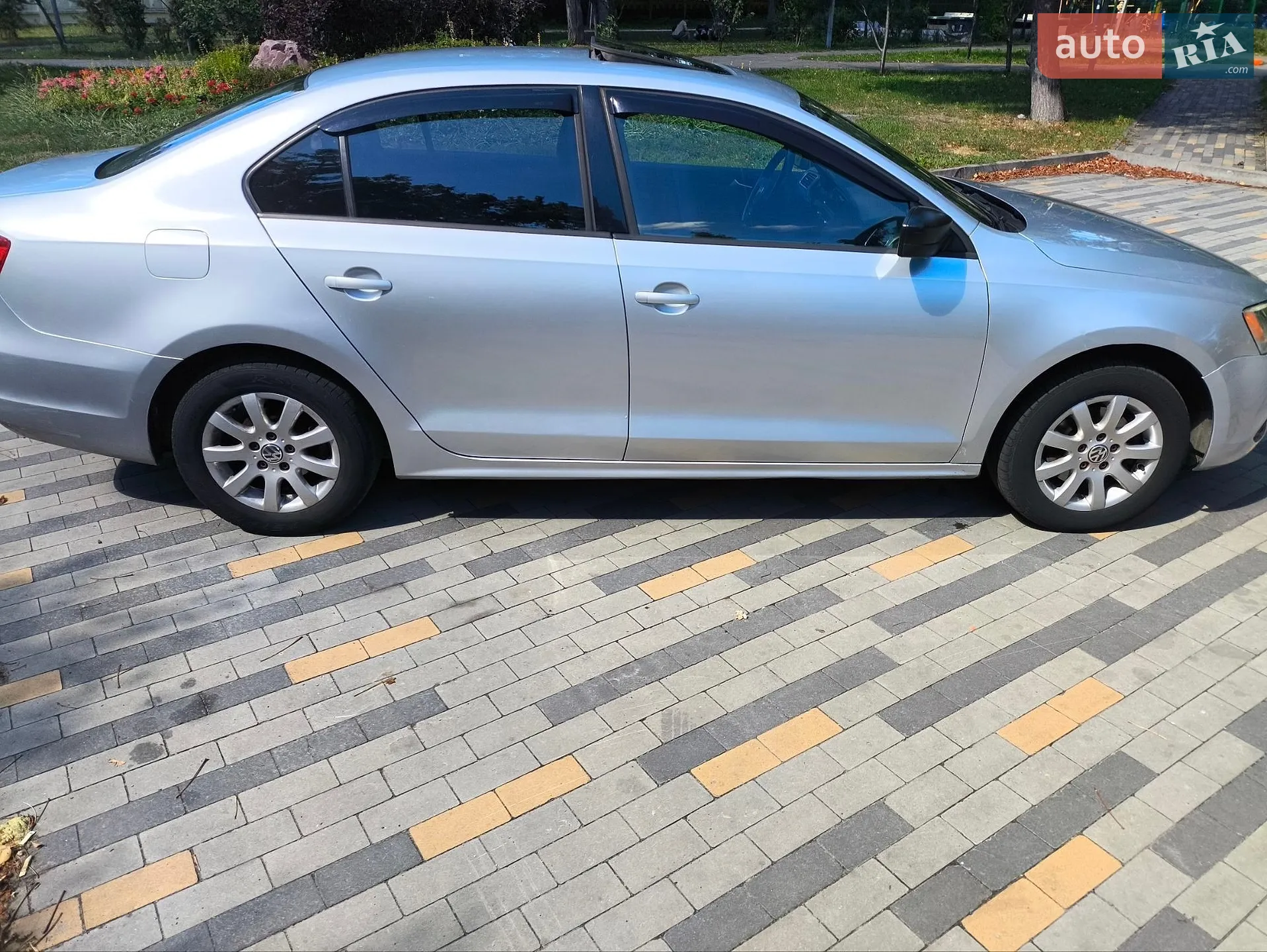 2012 Volkswagen Jetta - мініатюра 3