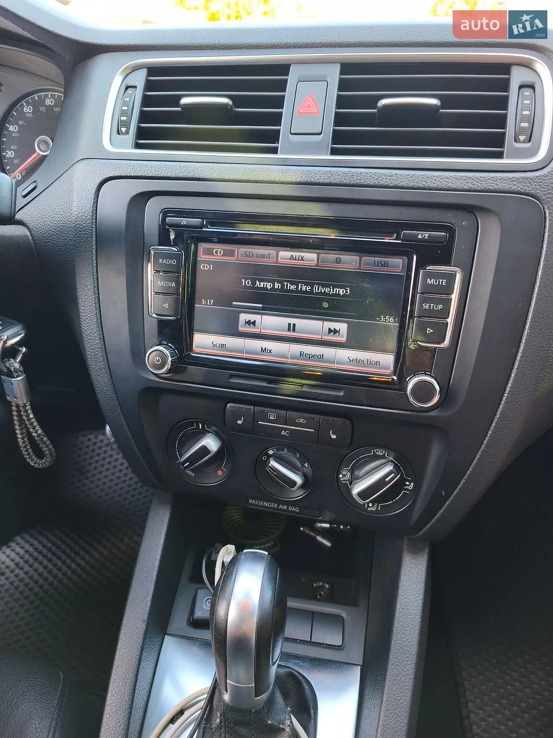 2010 Volkswagen Jetta - мініатюра 9